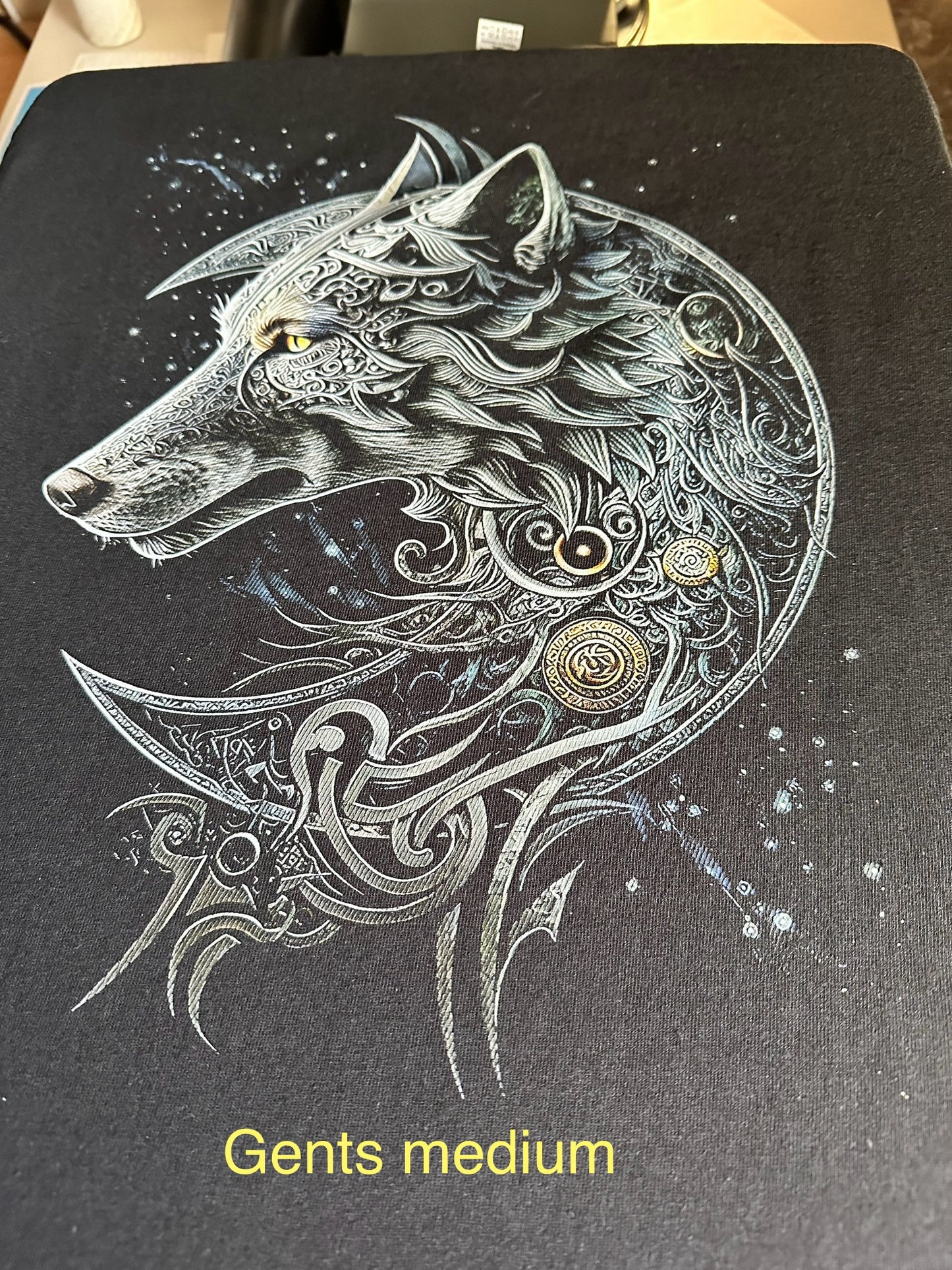 Gents wolf design t-shirt