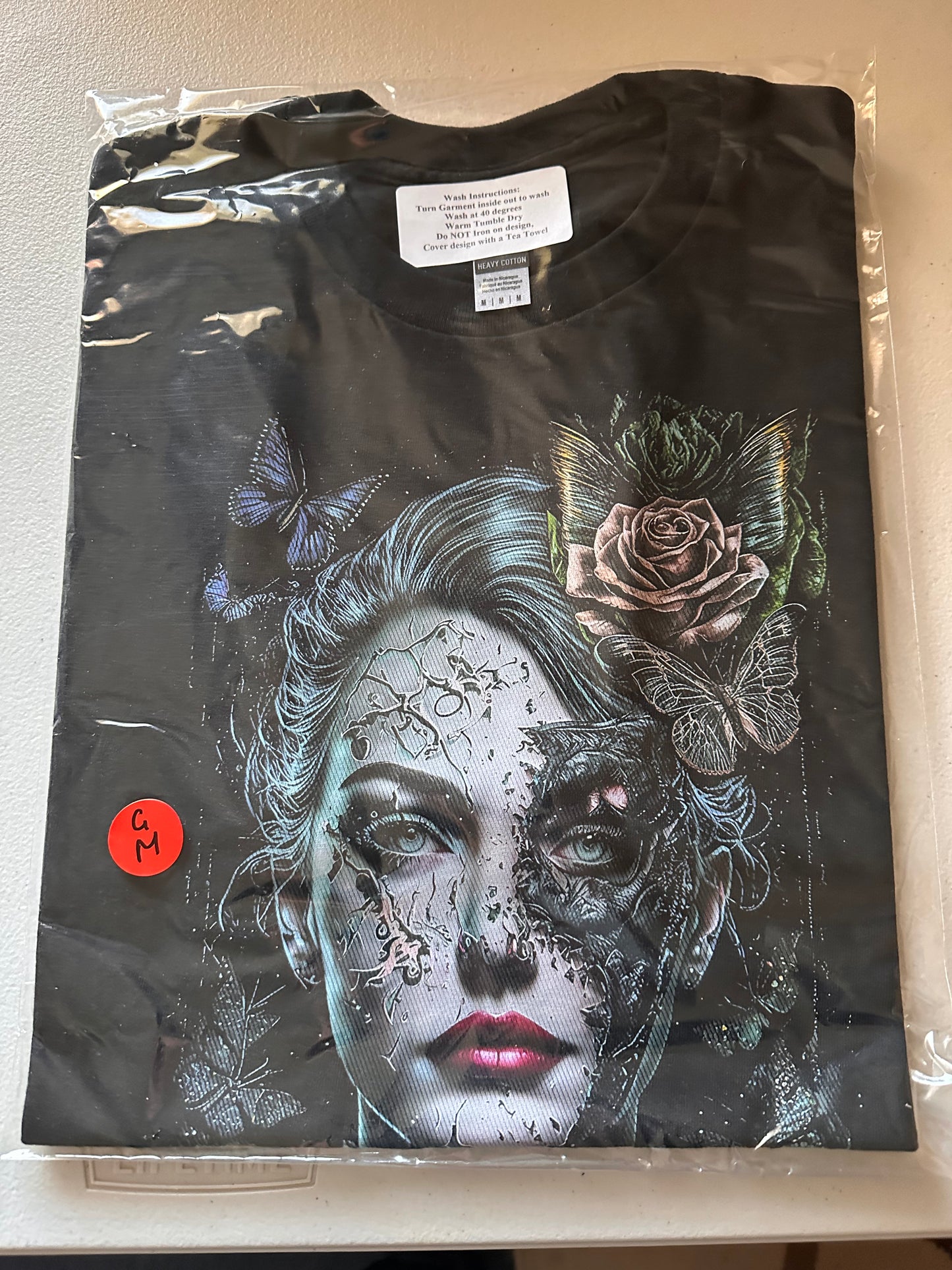 Gents black t-shirt with woman design